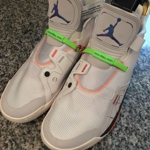 Jordan 33 Vast Grey “Off White” size 13